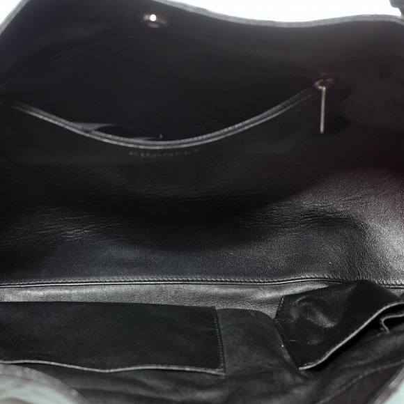 Chanel Caviar Modern Chain East West Tote - Picture 6 of 8